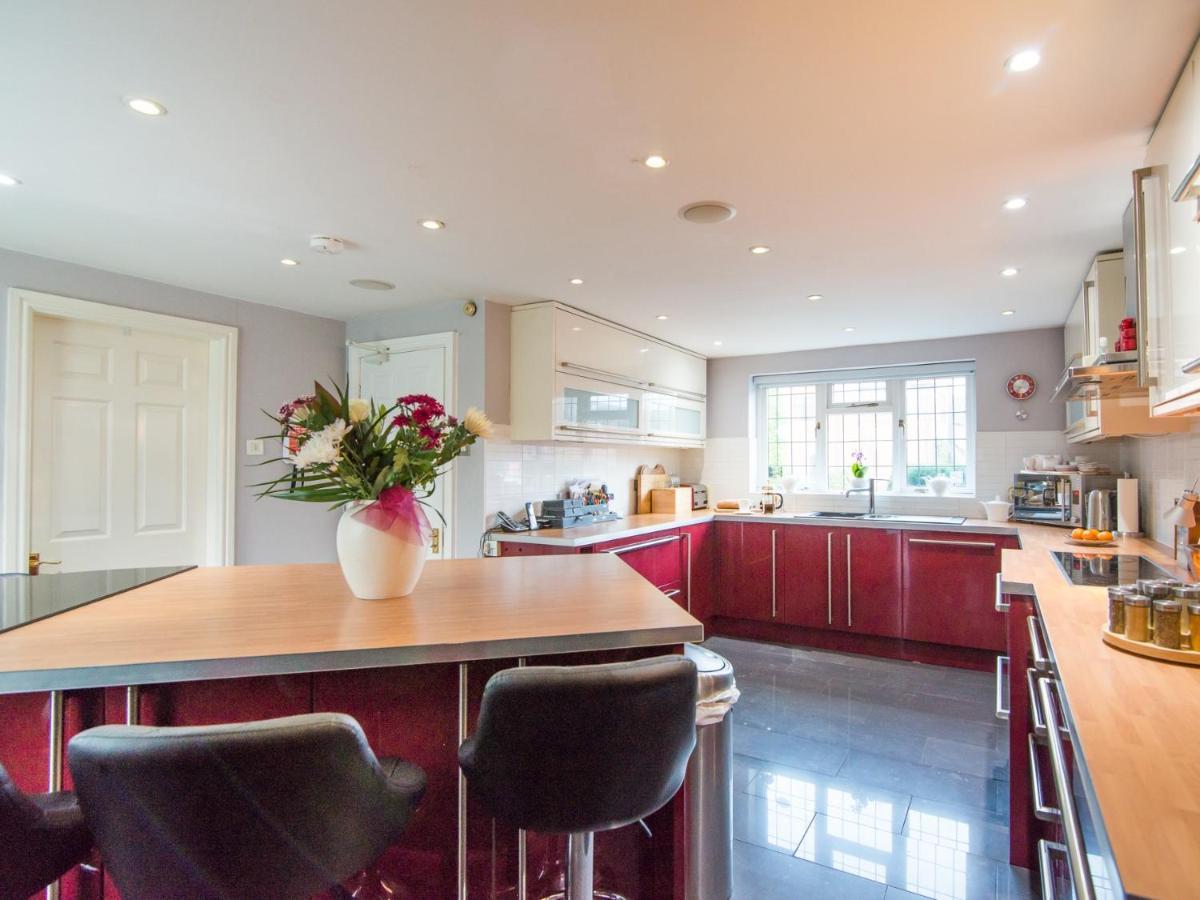 Ayuda House Hotell Altrincham Exteriör bild