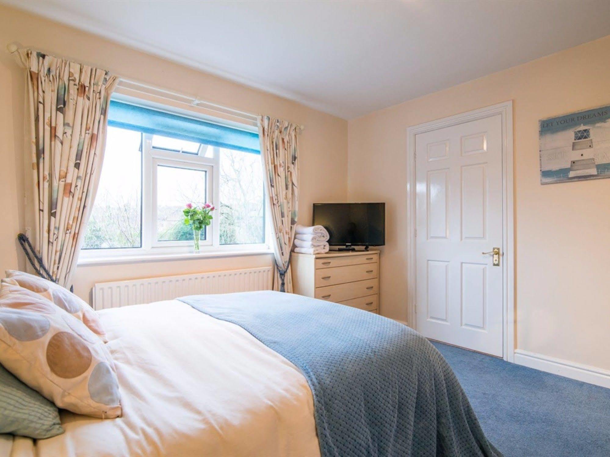 Ayuda House Hotell Altrincham Exteriör bild